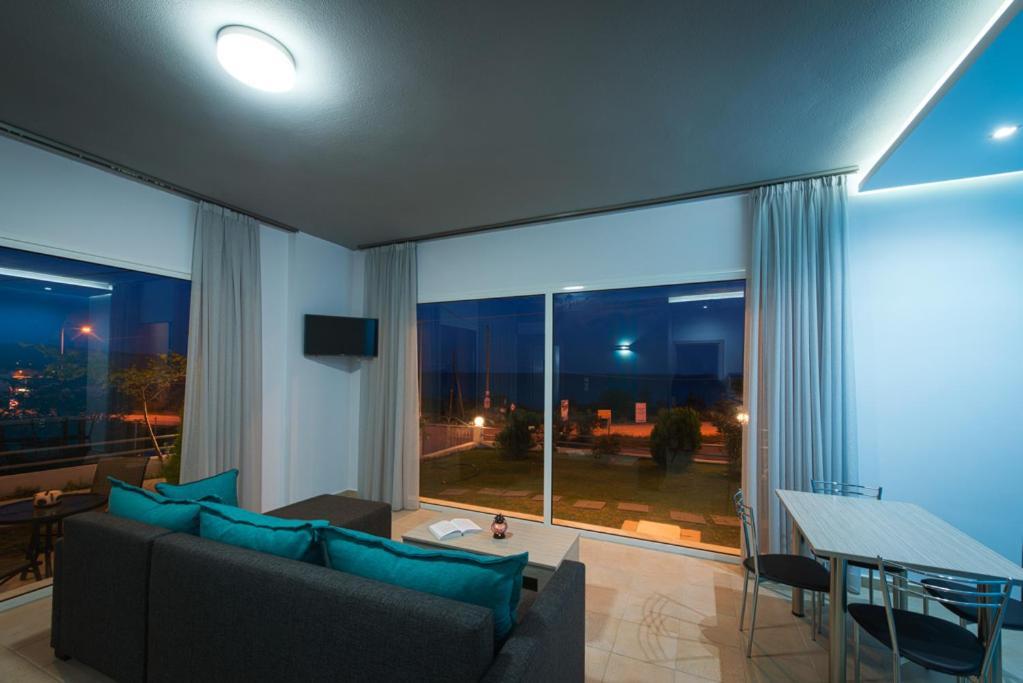 El Mare Seaside Retreats - Bespoke Luxury Getaways Vila Limenaria  Exterior foto